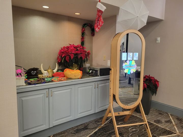 Mirror Retro photo booth rental at Marriott Mason Ohio wedding